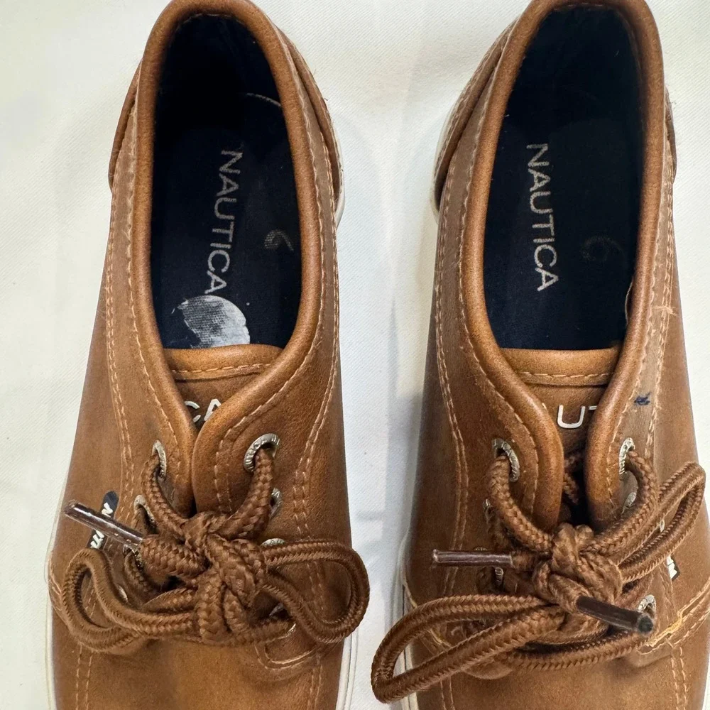 Nautica Moulouya Boat Shoes‎ Kids Size 2 Brown Faux Leather Sneaker